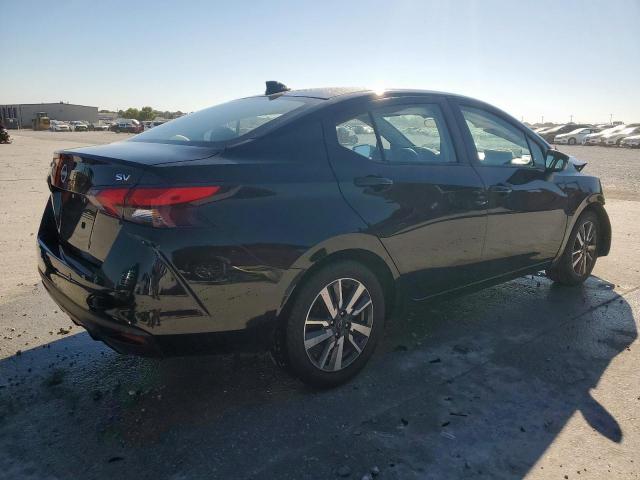 Nissan Versa Sv Image 2