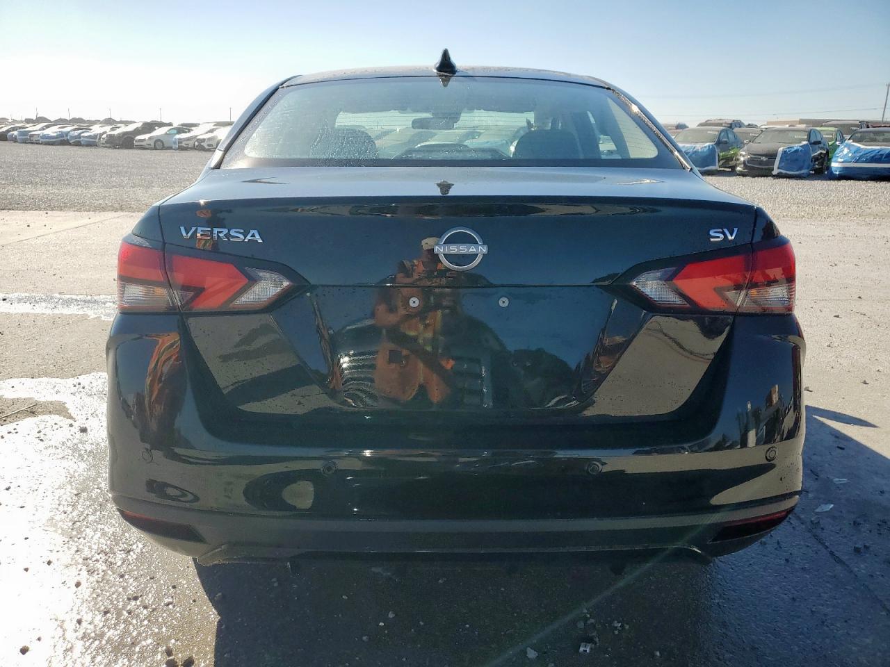 Nissan Versa Sv Image 11