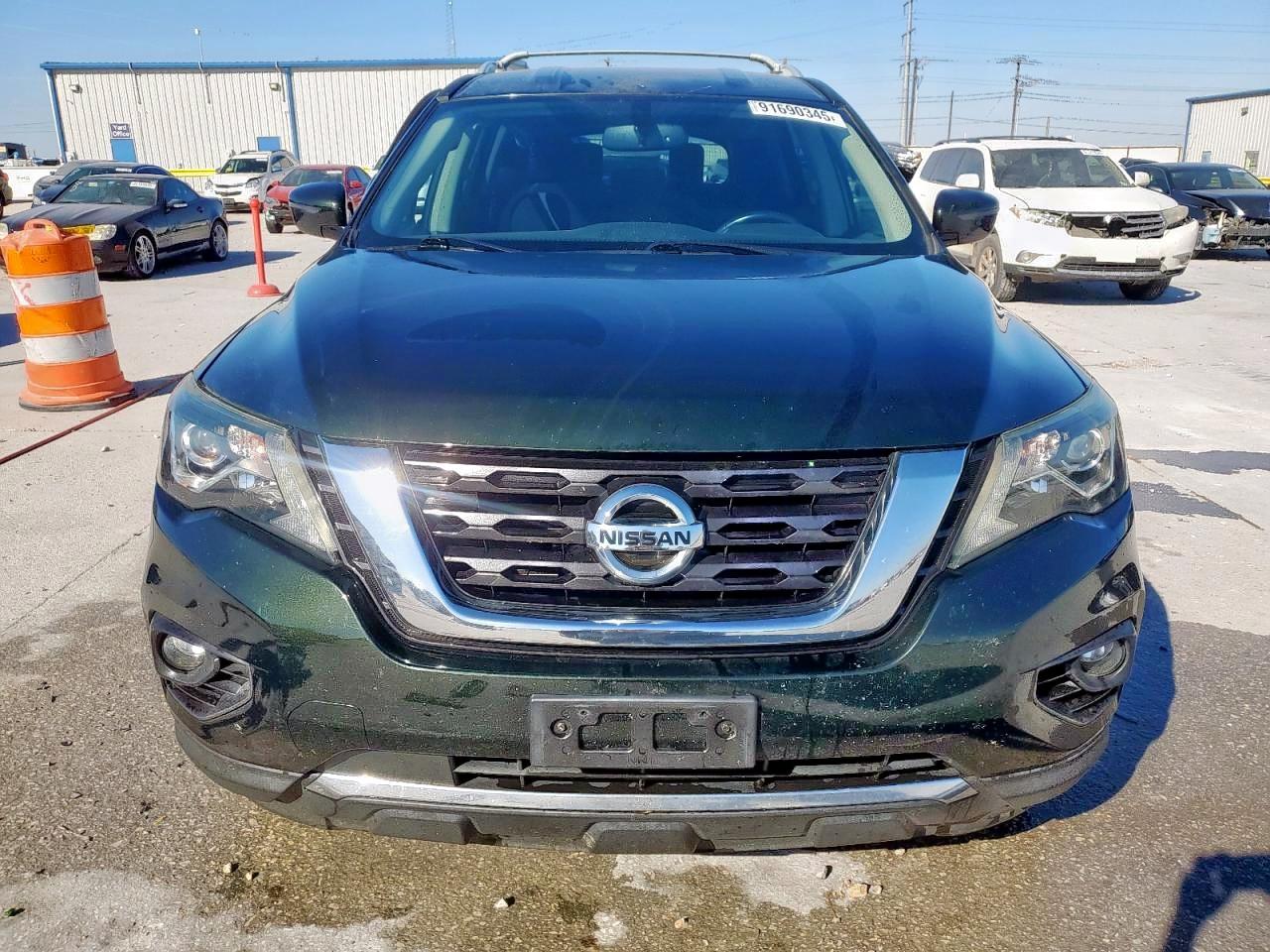 Nissan Pathfinder S Image 6