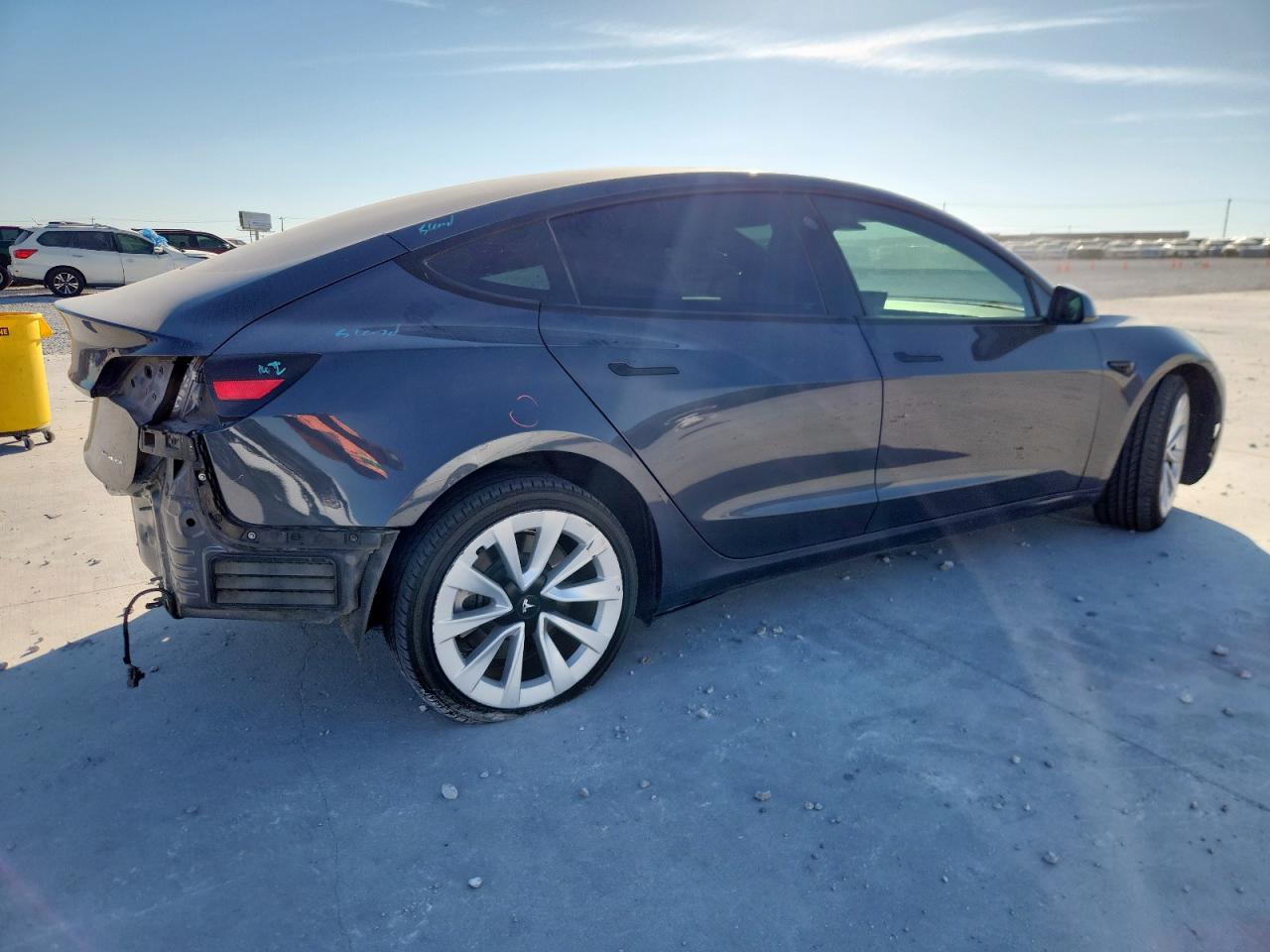 Tesla Model 3 Image 6
