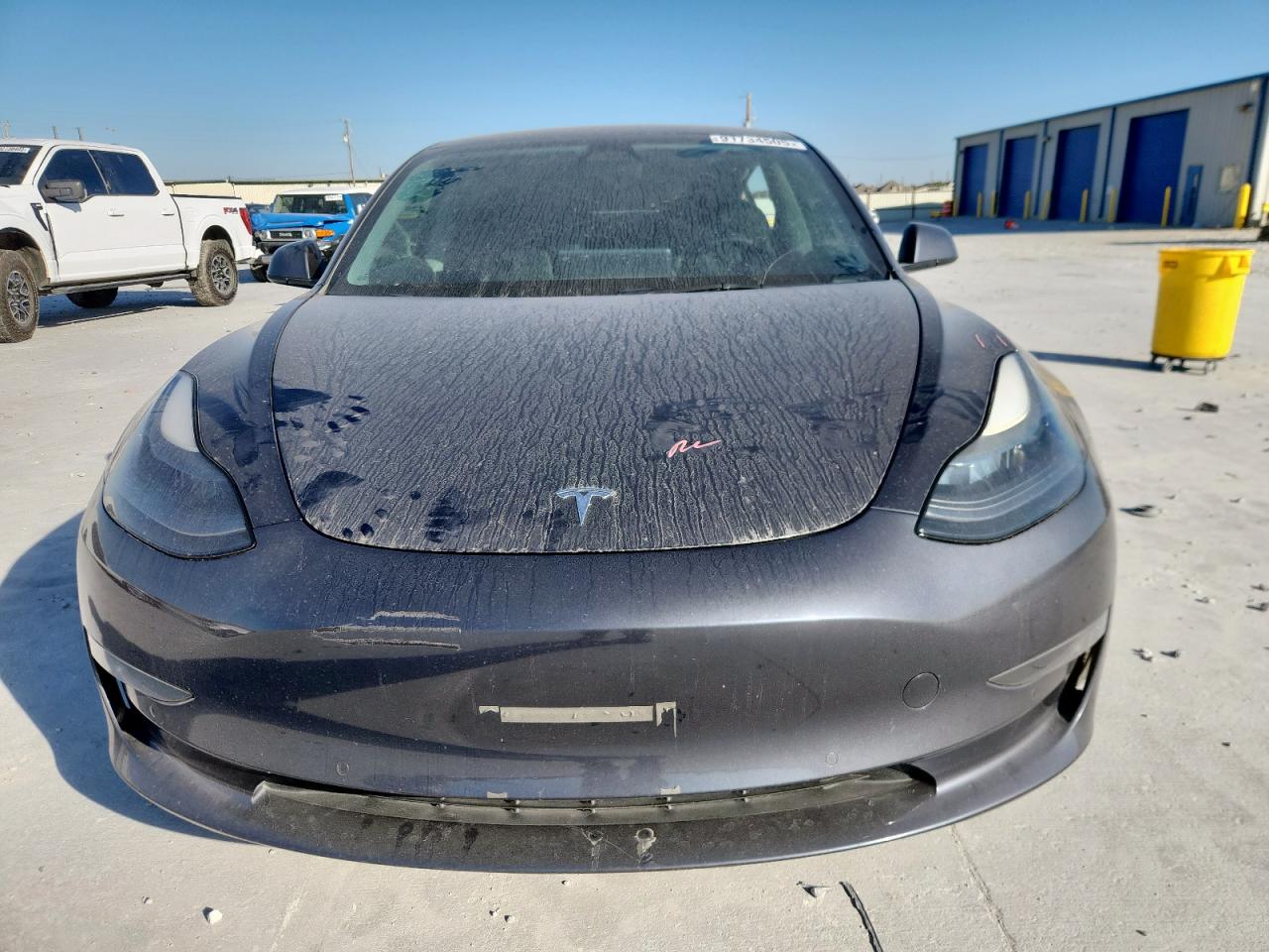 Tesla Model 3 Image 4