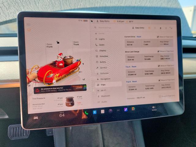 Tesla Model 3 Image 12