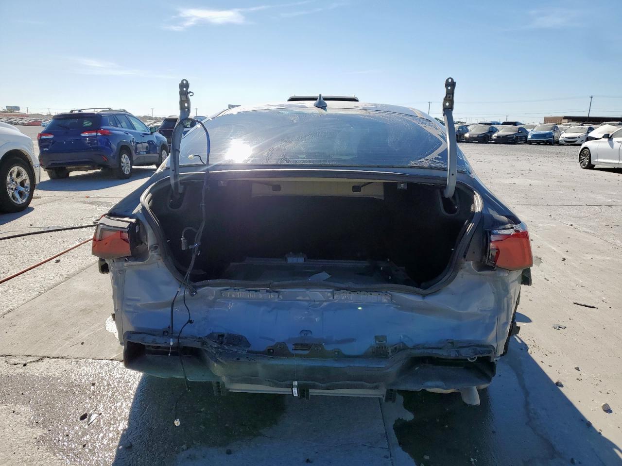 Kia K5 Gt Line Image 4