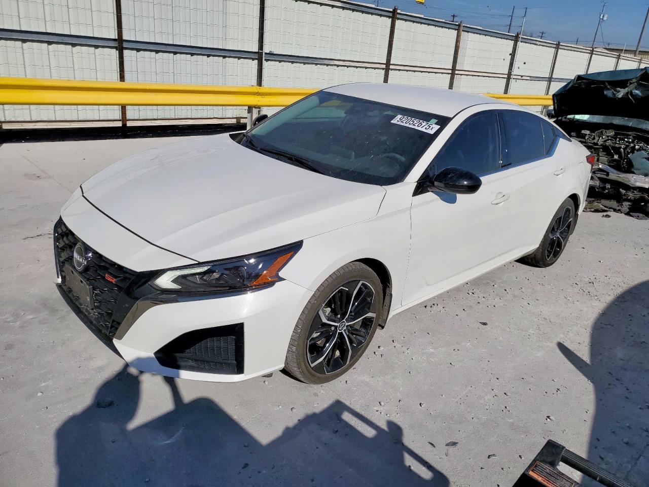 Nissan Altima Sr Image 1