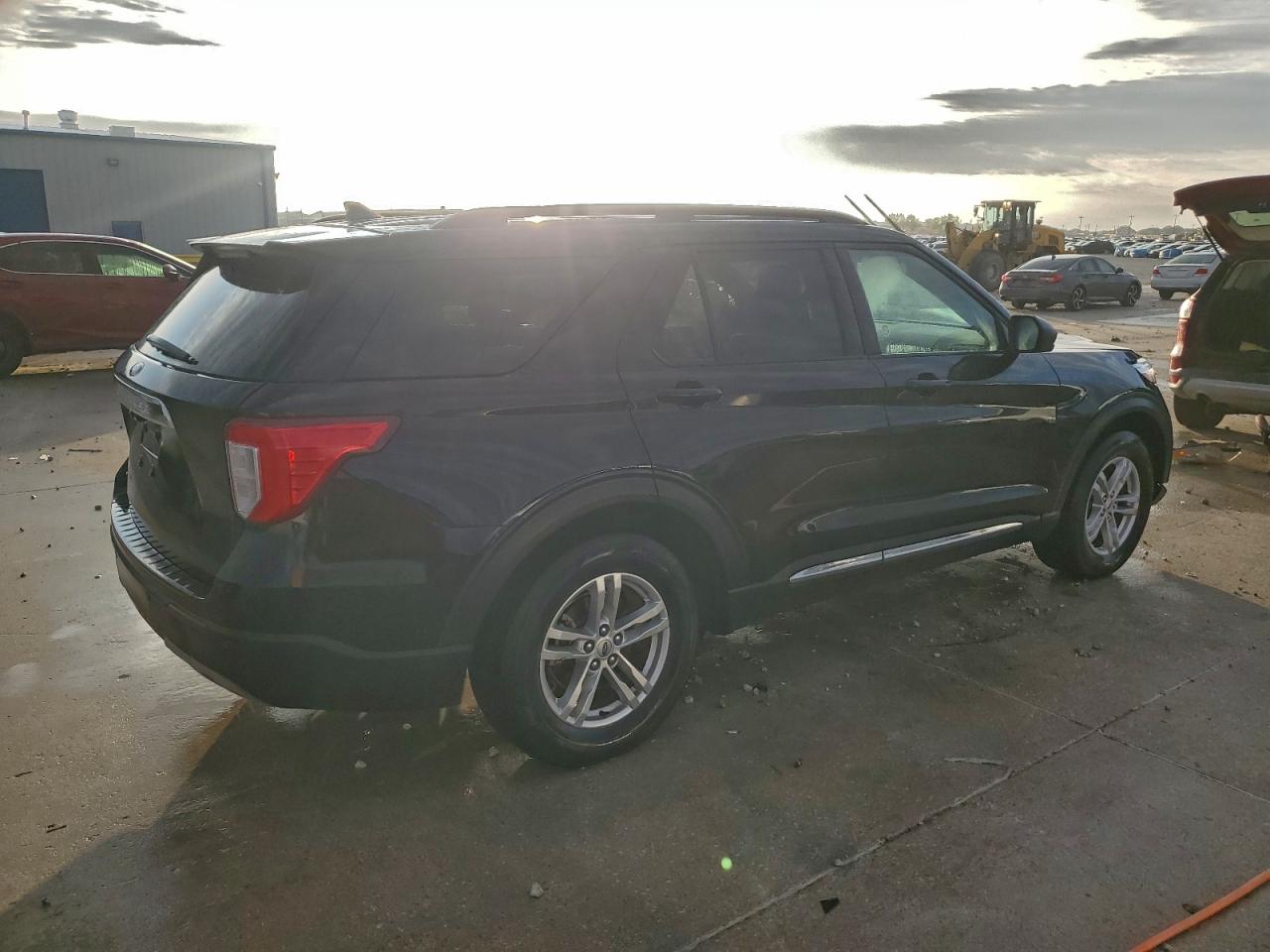 Ford Explorer Xlt Image 3