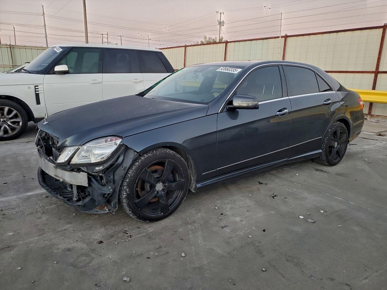 Mercedes-Benz E-Class 350 Image 1