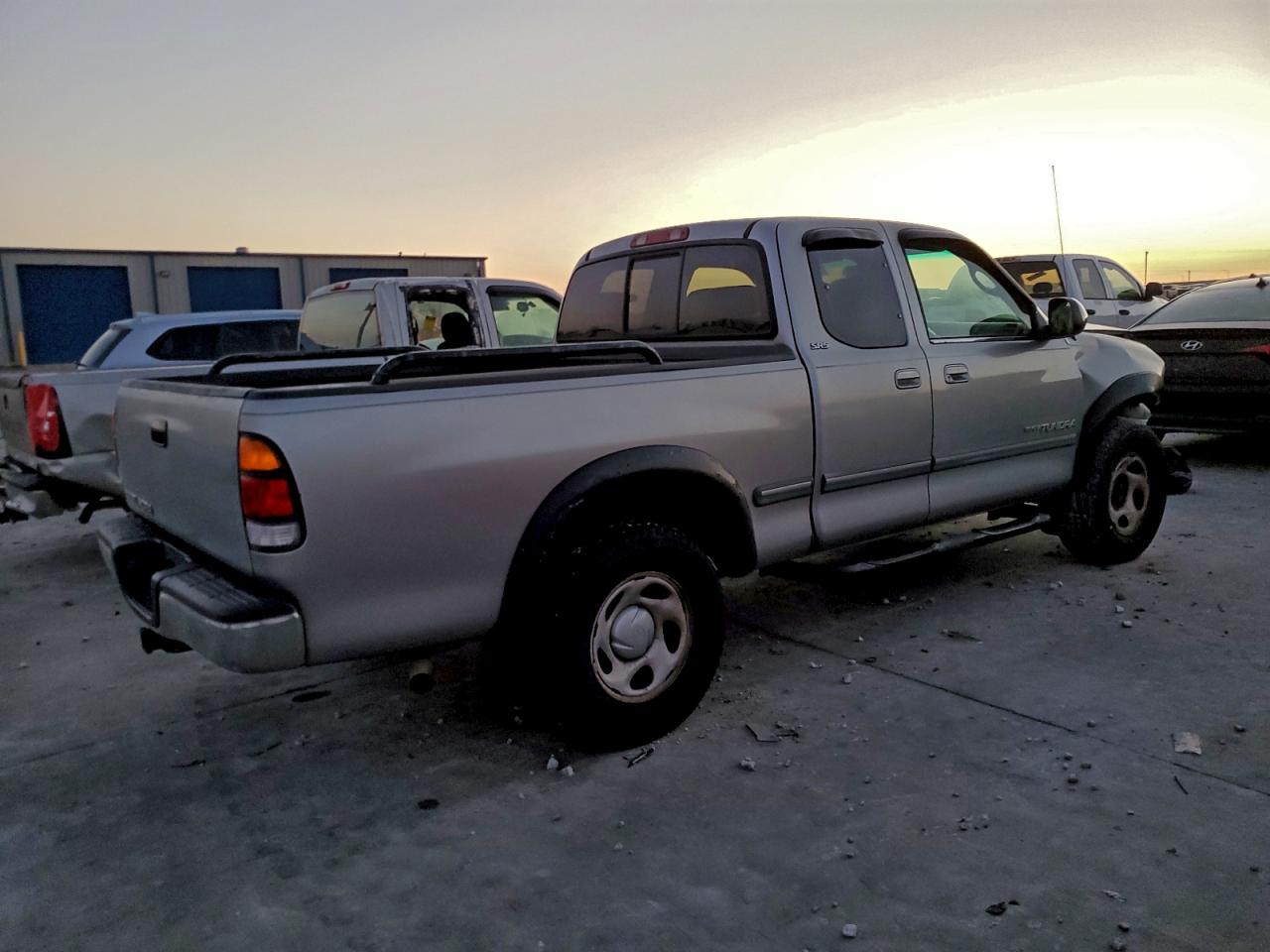 Toyota Tundra Access Cab Sr5 Image 3