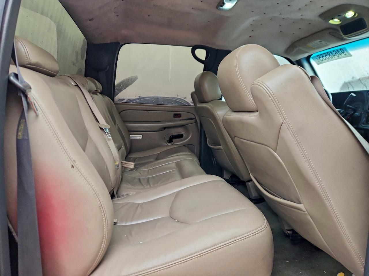 Chevrolet Silverado C1500 Image 8