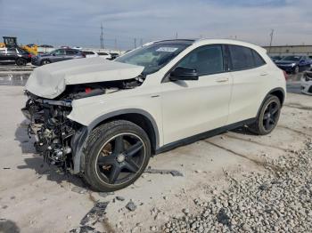  Salvage Mercedes-Benz GLA