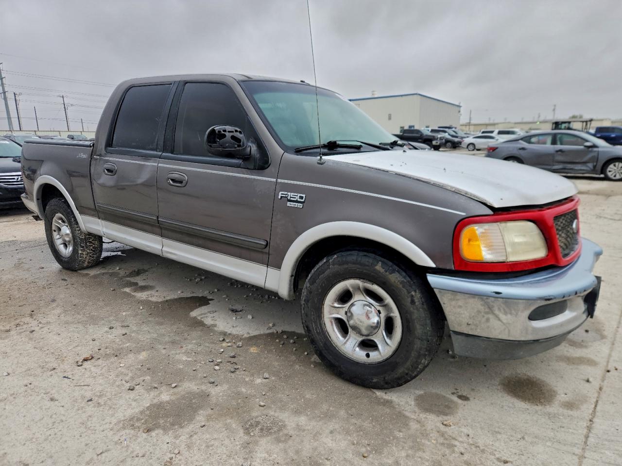 Ford F-150 Supercrew Image 12