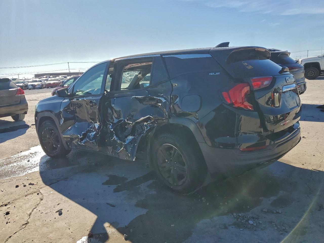 GMC Terrain Sle Image 3