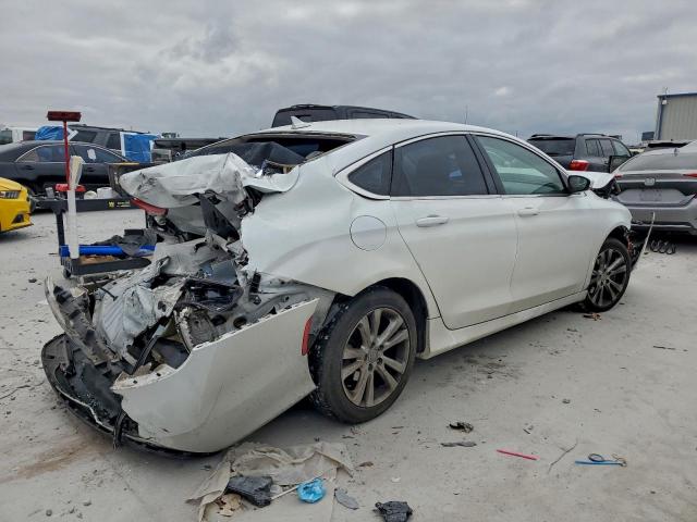 Chrysler 200 Limited Image 2