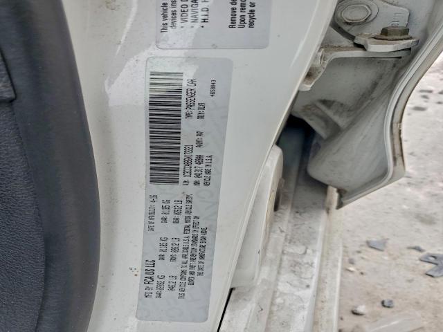 Chrysler 200 Limited Image 11