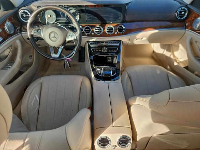 Mercedes-Benz E-Class 300 4matic Image 6