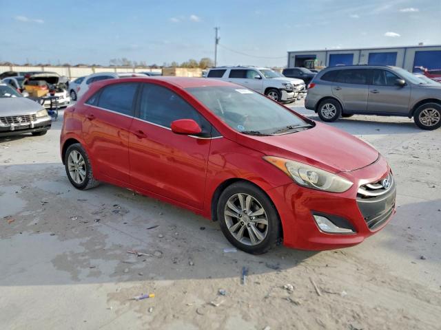 Hyundai ELANTRA Image 12