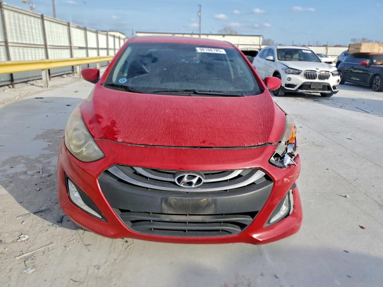 Hyundai ELANTRA Image 3