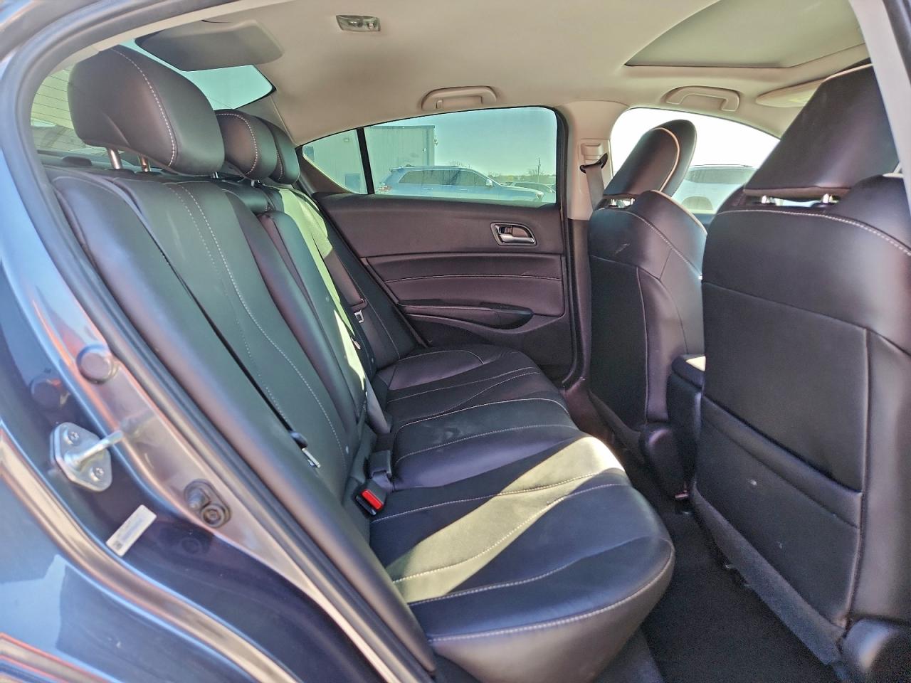 Acura ILX Premium Image 6