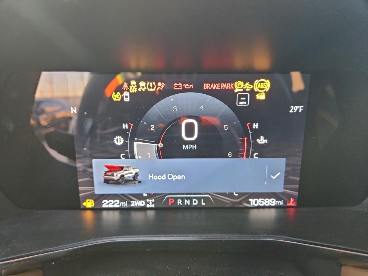 GMC Canyon At4 Image 9