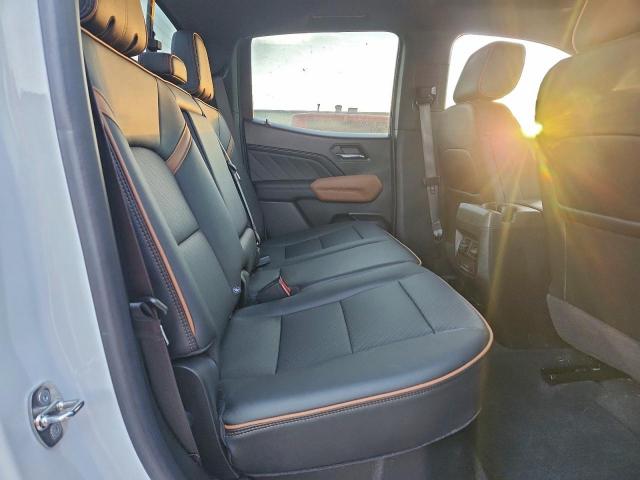 GMC Canyon At4 Image 8