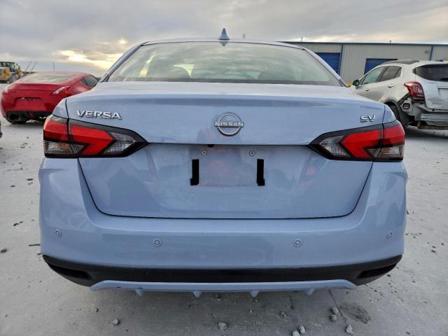 Nissan Versa Sv Image 6