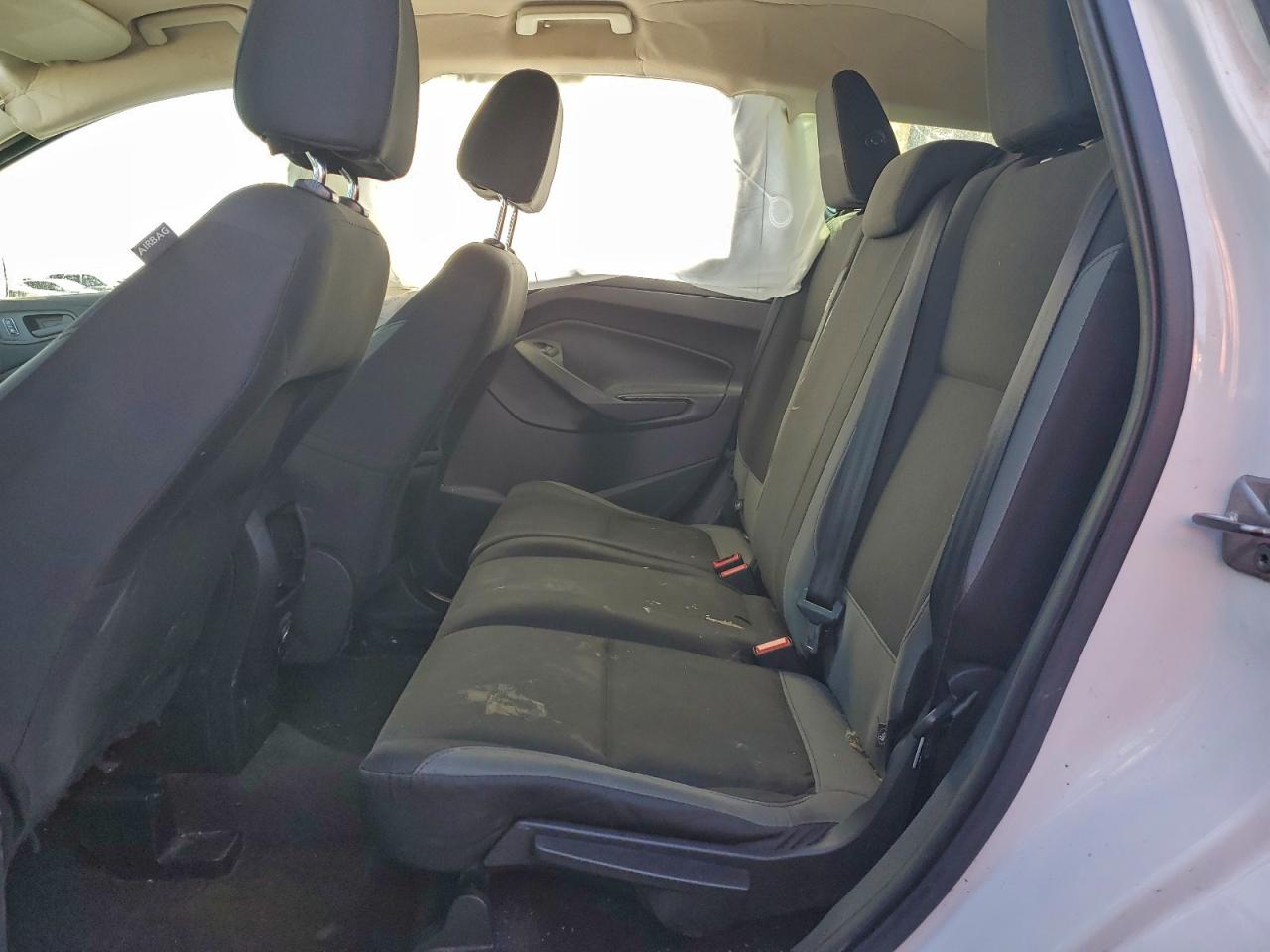 Ford Escape S Image 8