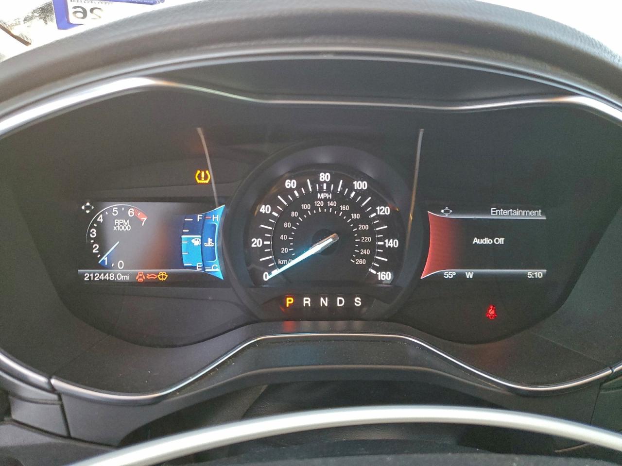 Ford Fusion Titanium Image 4