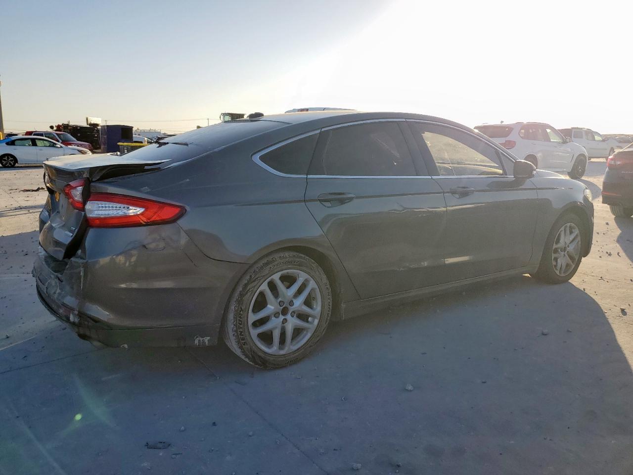 Ford Fusion Se Image 5