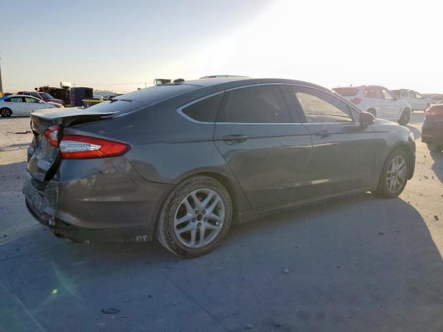 Ford Fusion Se Image 5
