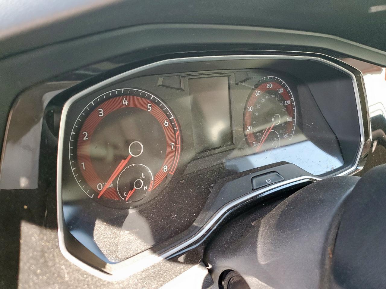 Volkswagen Jetta S Image 5