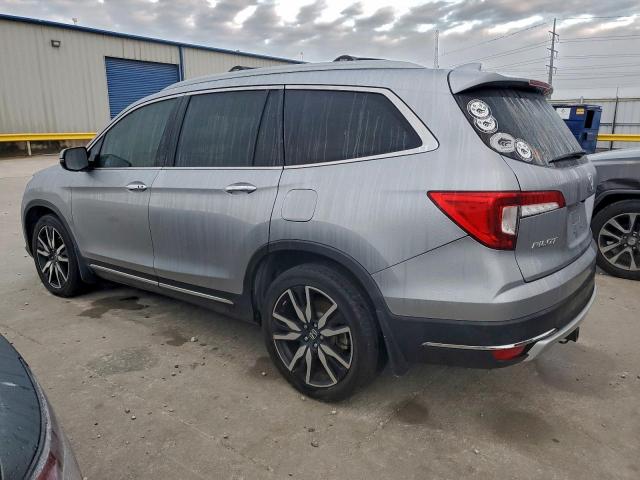 Honda Pilot Touring Image 5