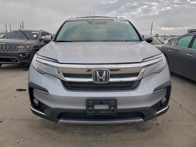 Honda Pilot Touring Image 7