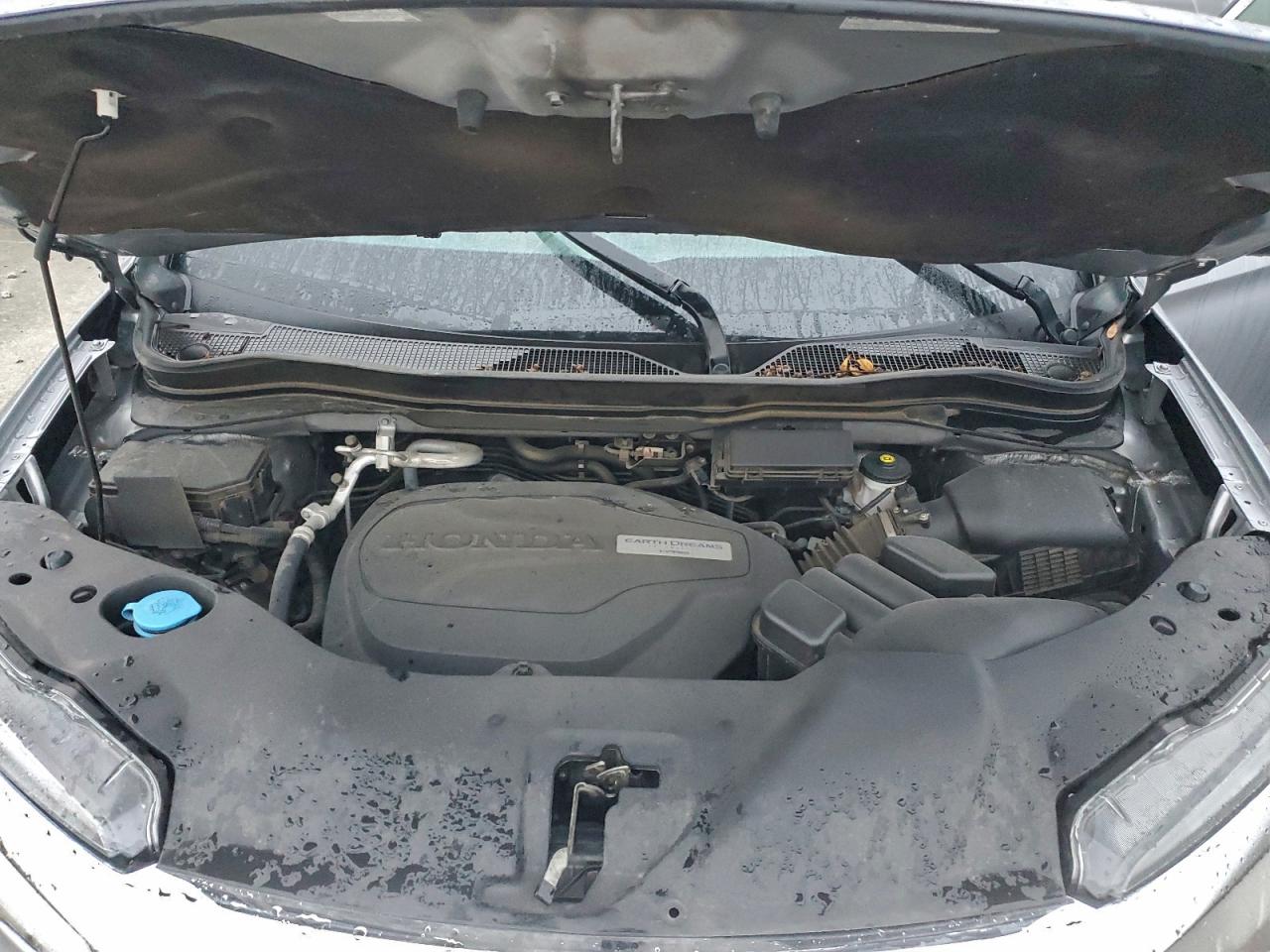 Honda Pilot Touring Image 12