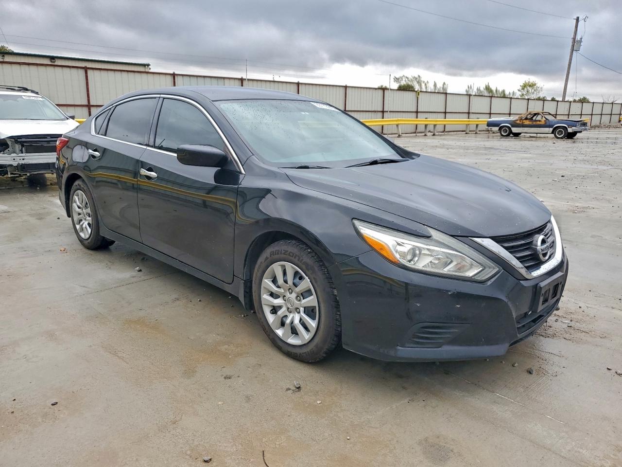 Nissan Altima 2.5 Image 4