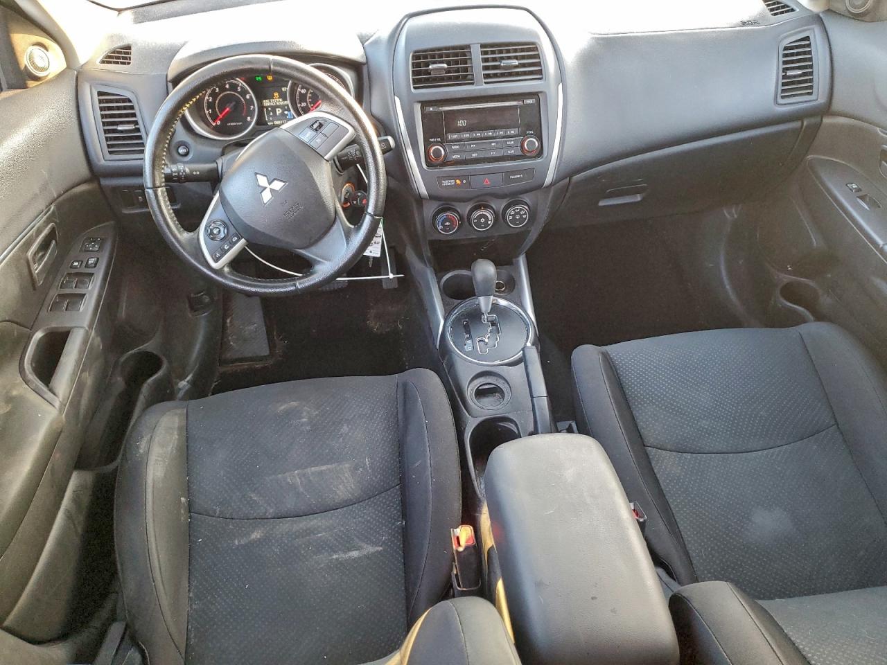 Mitsubishi Outlander Es Image 9