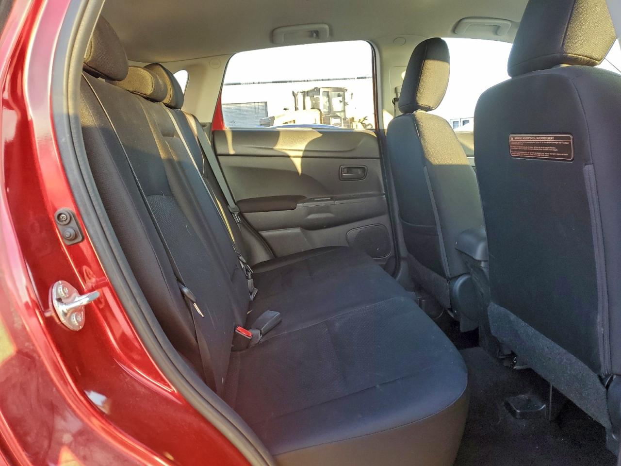 Mitsubishi Outlander Es Image 13