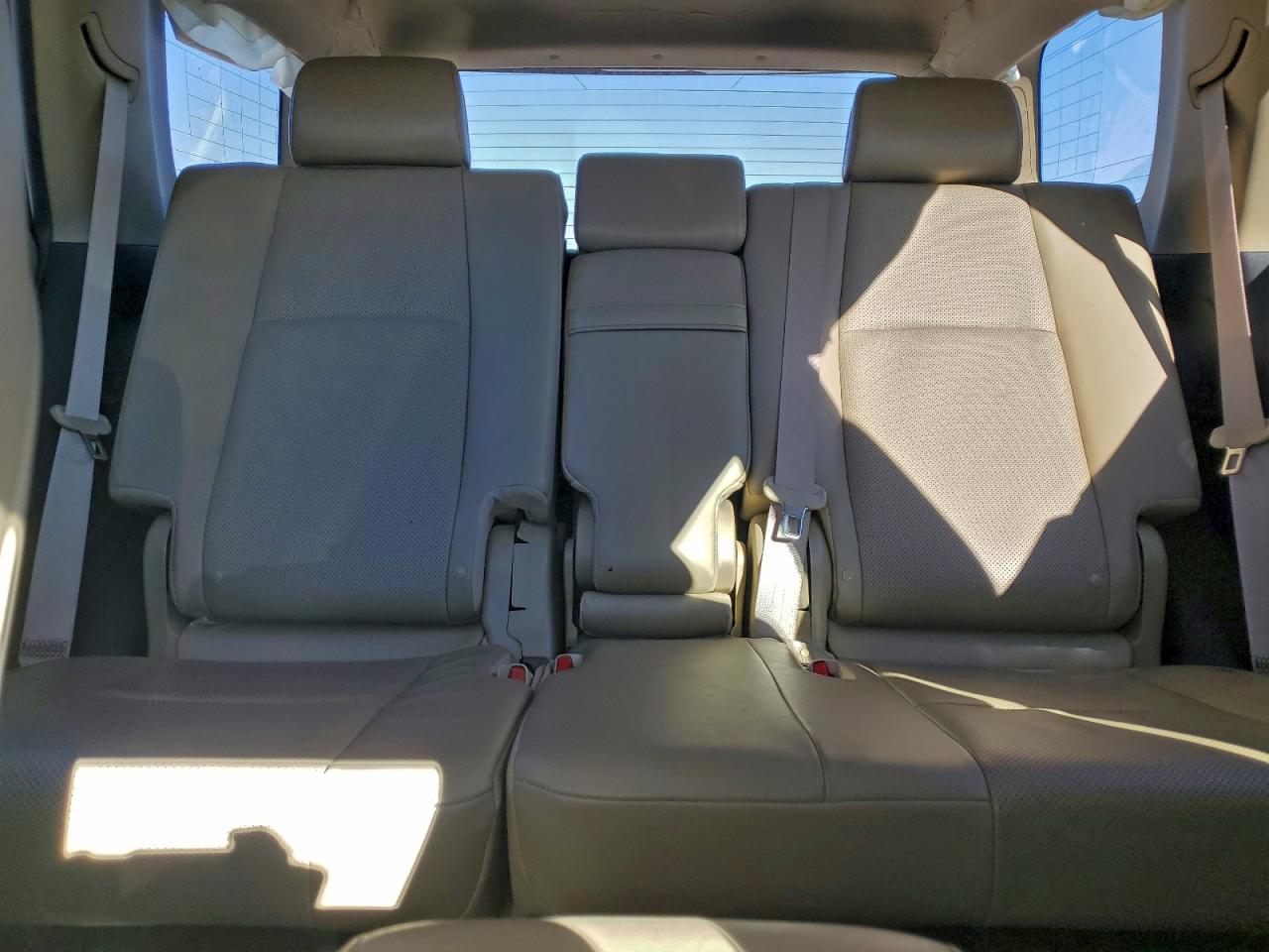 Toyota 4Runner Sr5 Image 8