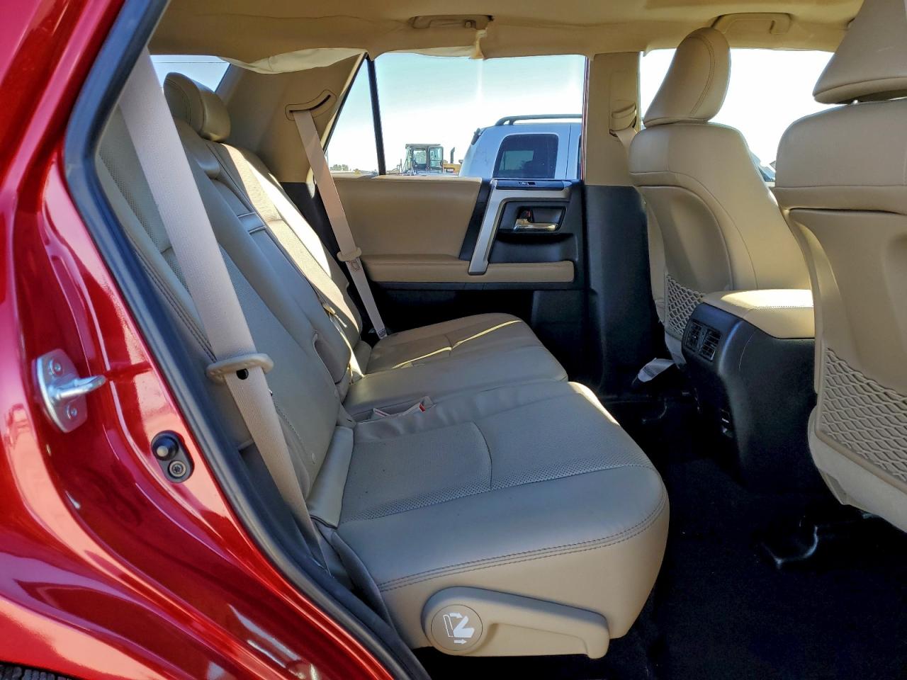 Toyota 4Runner Sr5 Image 12