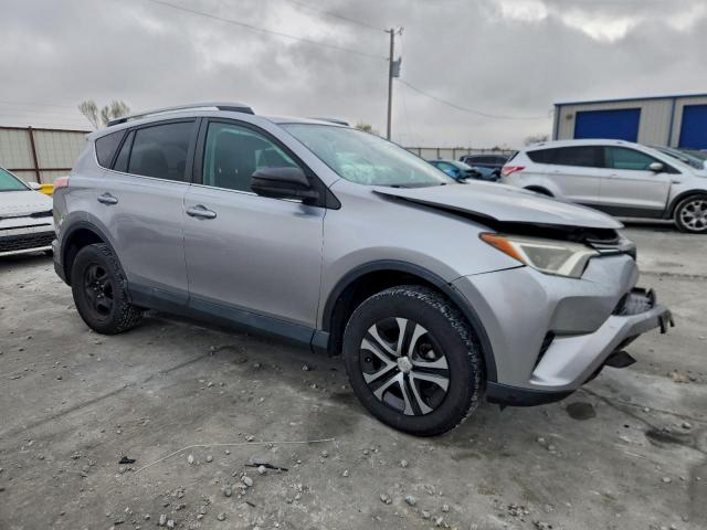 Toyota RAV4 Le Image 6