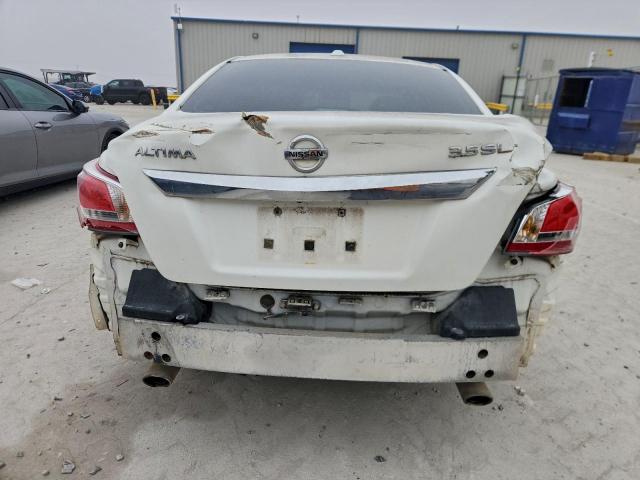 Nissan Altima 3.5s Image 4