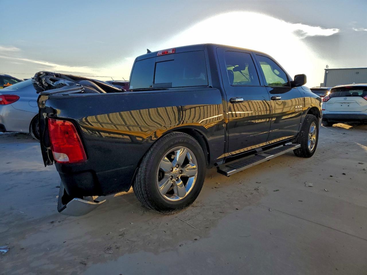 Ram 1500 Slt Image 5