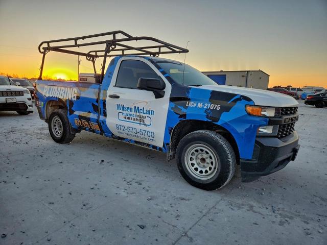 Chevrolet Silverado C1500 Image 2