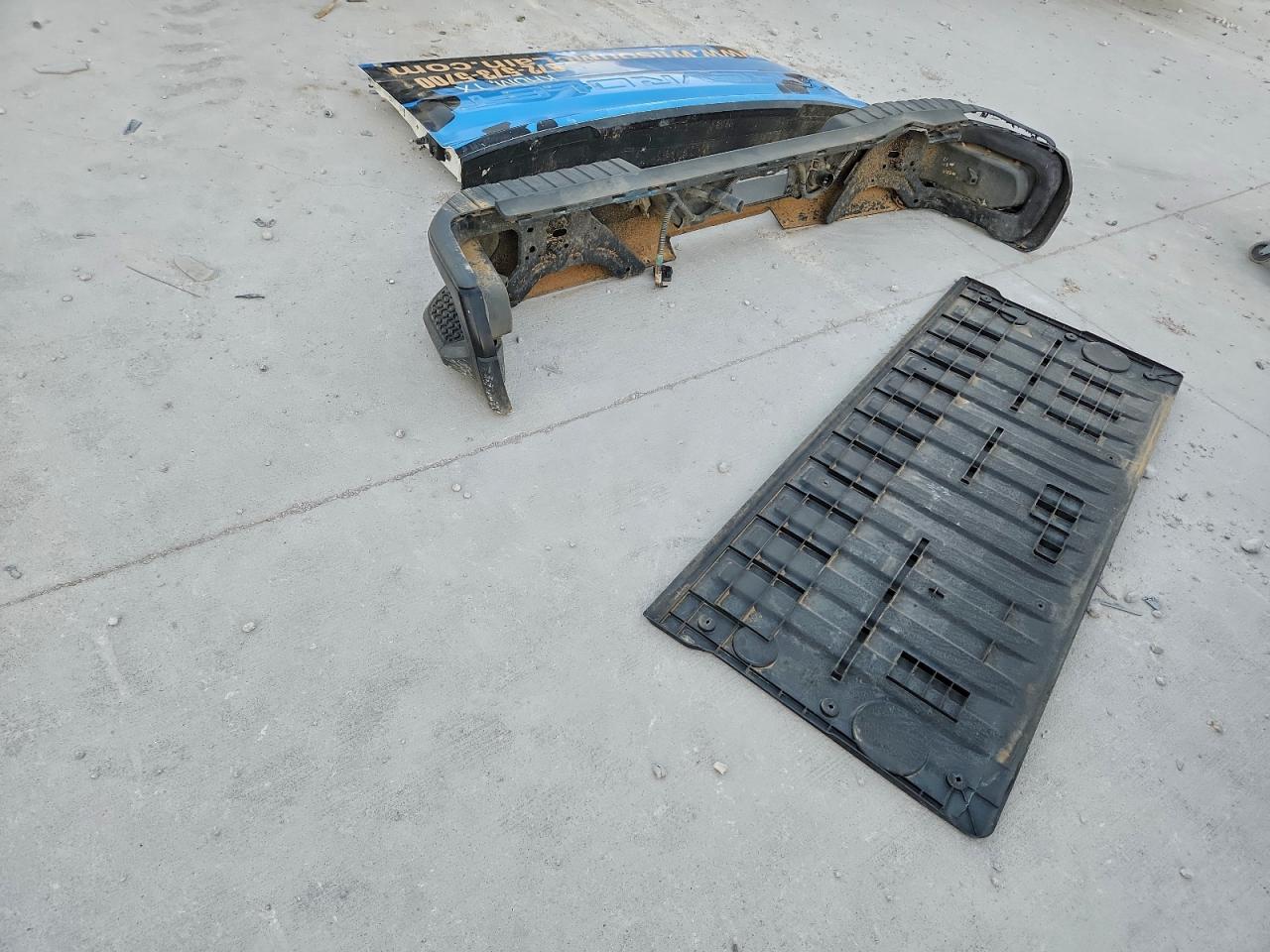 Chevrolet Silverado C1500 Image 11