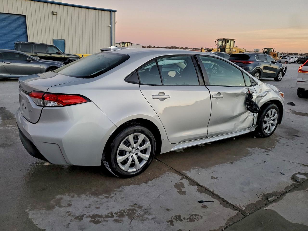 Toyota Corolla Le Image 5