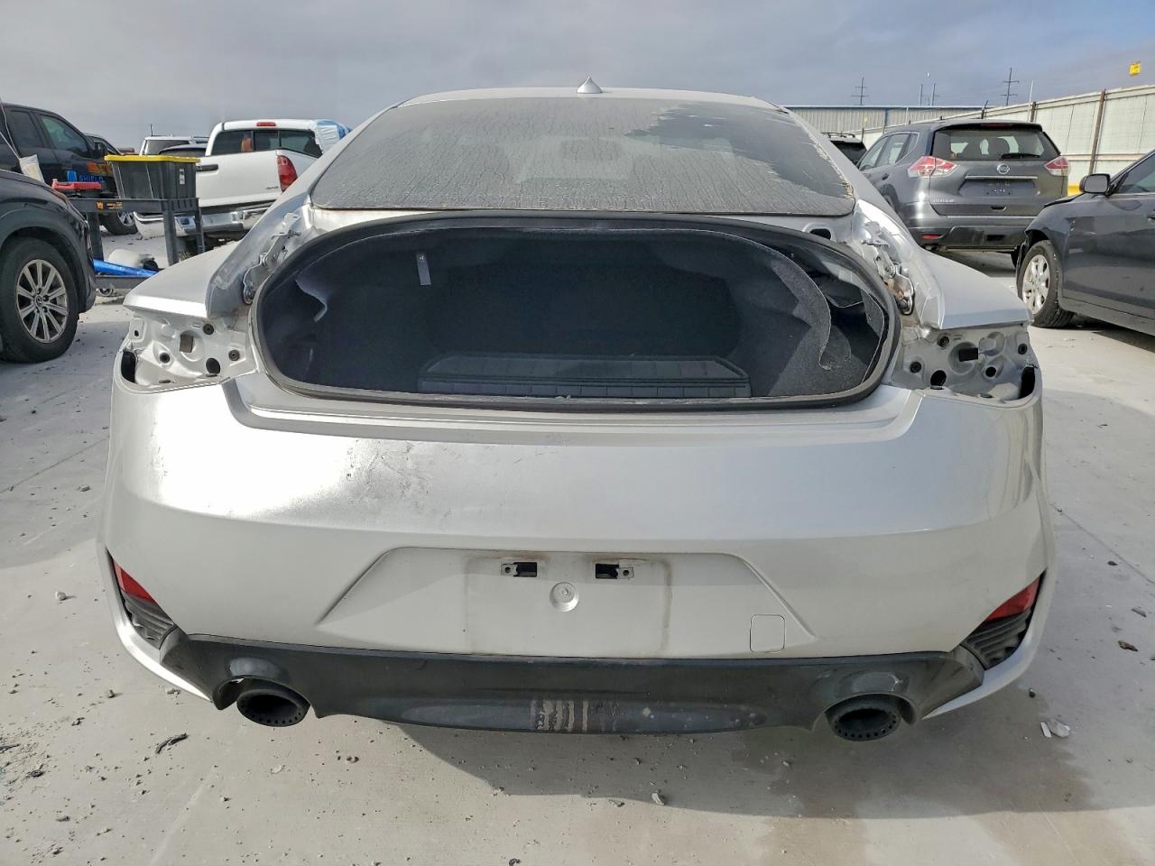 INFINITI Q60 Red Sport 400 Image 6