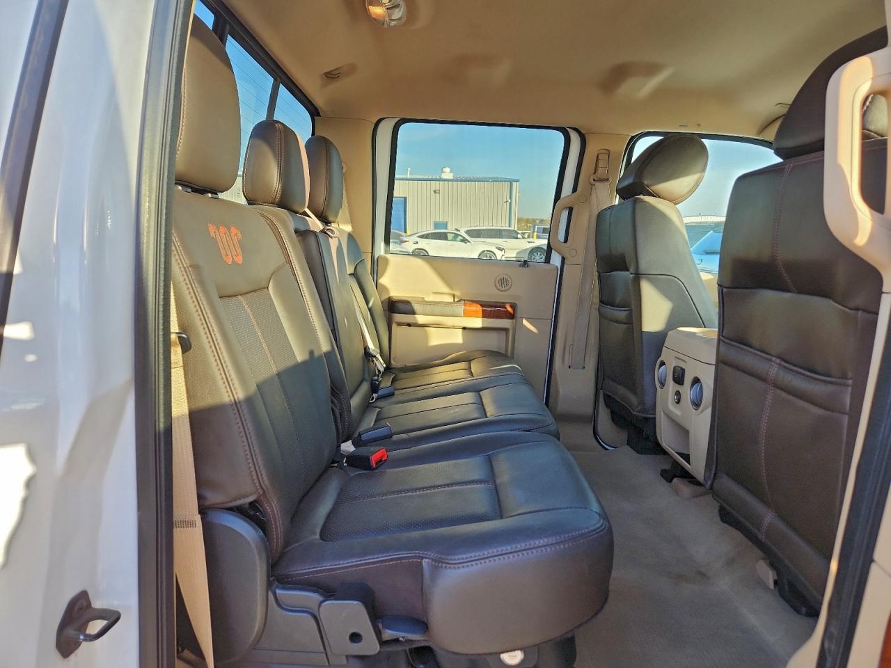 Ford F-250 Super Duty Image 10