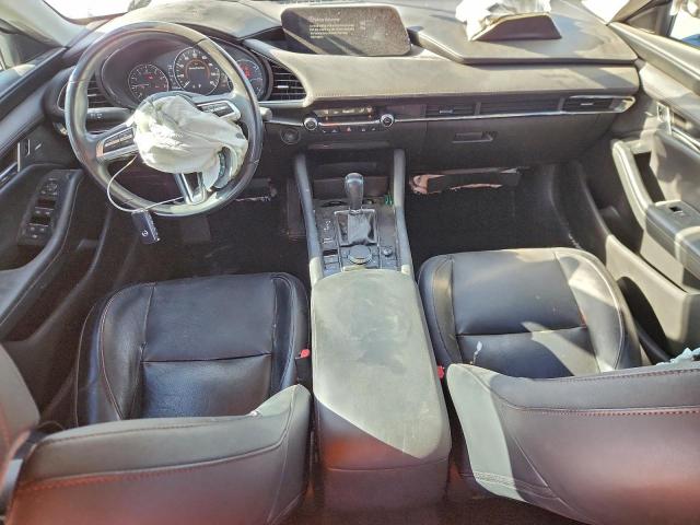 Mazda 3 Premium Image 11