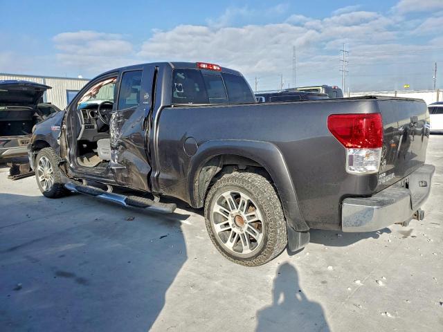 Toyota Tundra Double Cab Sr5 Image 13