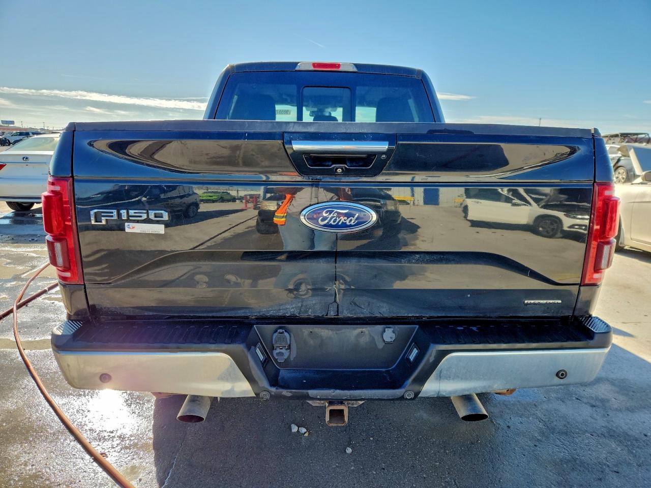 Ford F-150 Supercrew Image 2