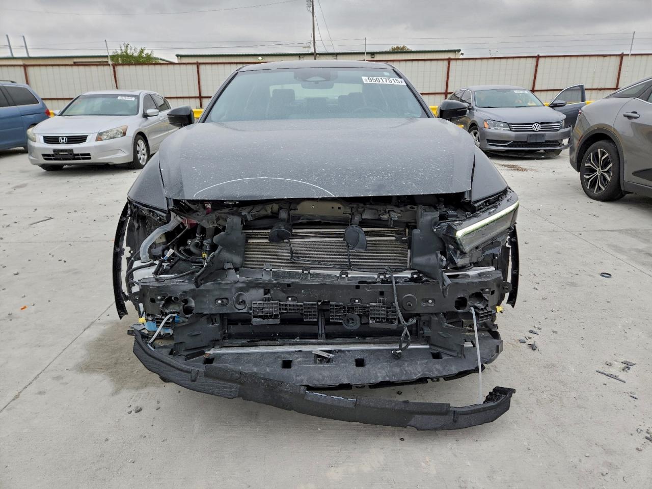 Toyota Crown Xle Xle Image 3