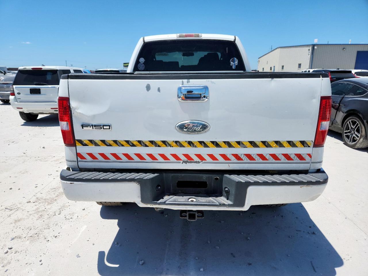 Ford F-150 Supercrew Image 4